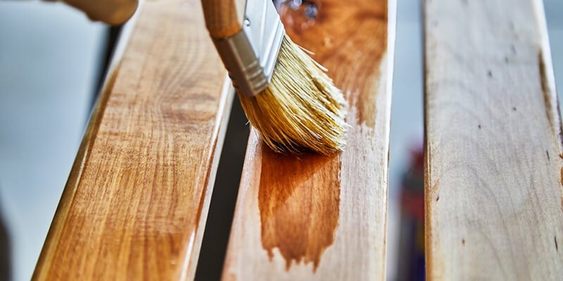 Sơn gỗ là gì? Phân loại và cách sơn gỗ hiệu quả